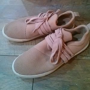 Pastel pink sneakers!